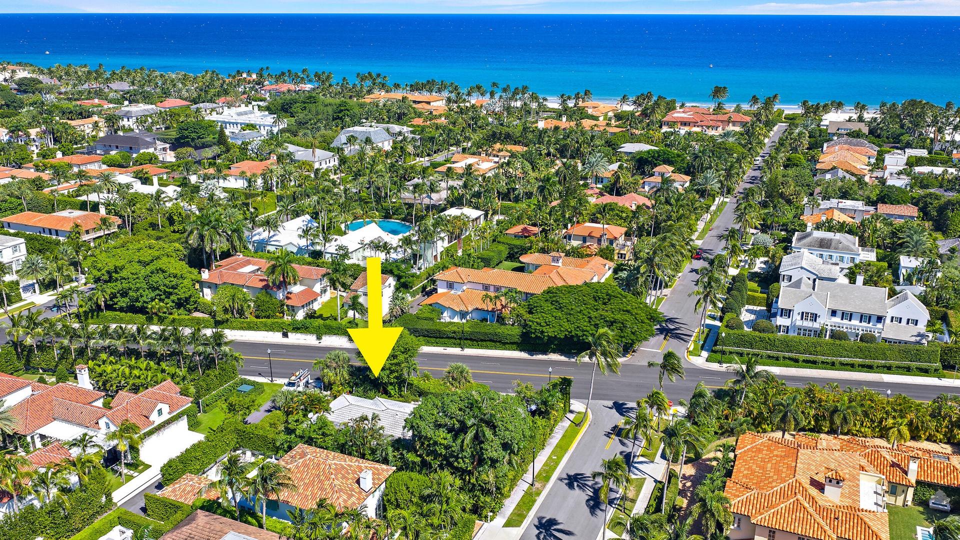 One block from the beach with access.