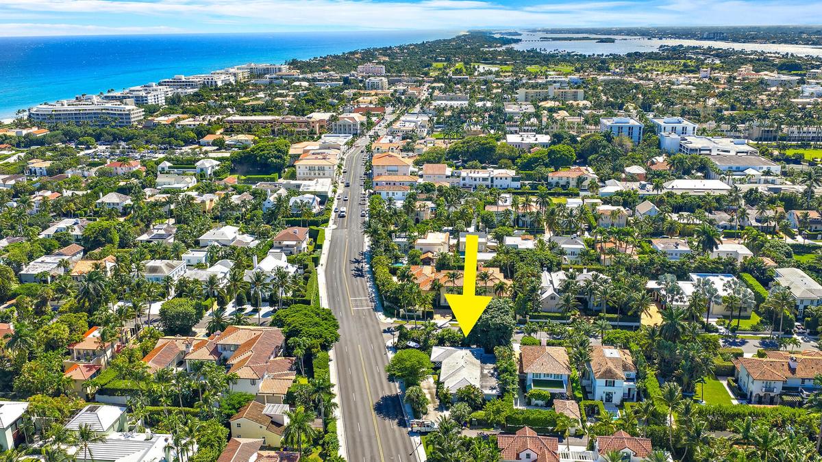 Worth Ave is an easy and beautiful walk from your front door.
