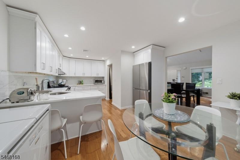 Dining-Kitchen