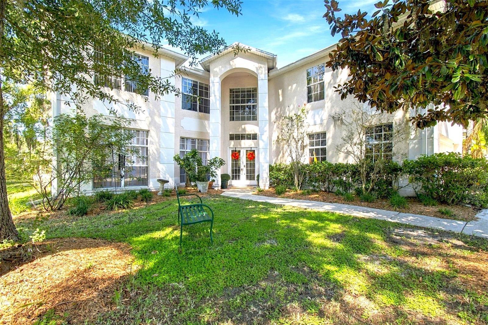 Beautiful Entryway to Home