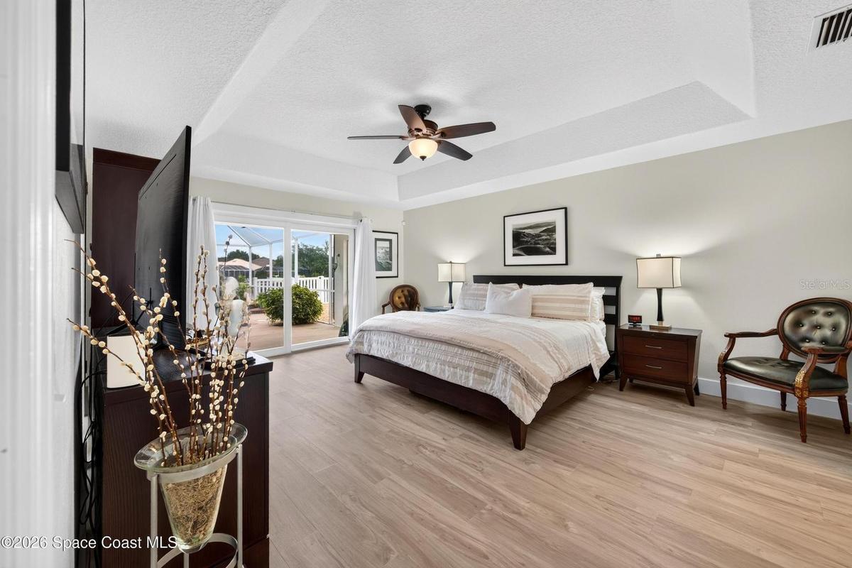 Primary suite with tray ceiling