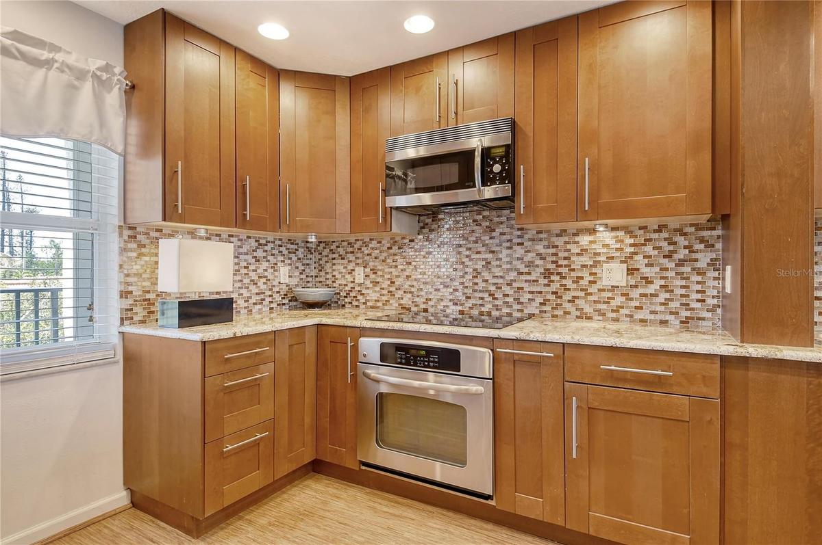 Chef Gourmet Kitchen with Storage Galore!