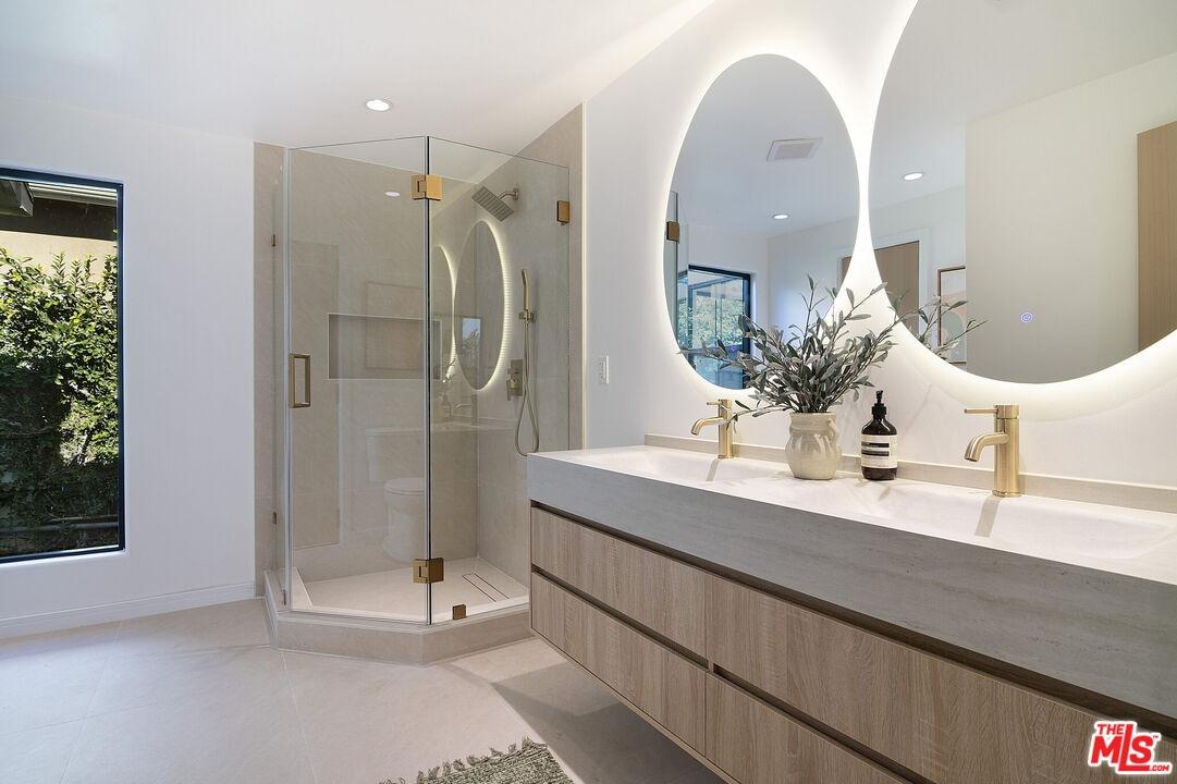 Bathroom #1