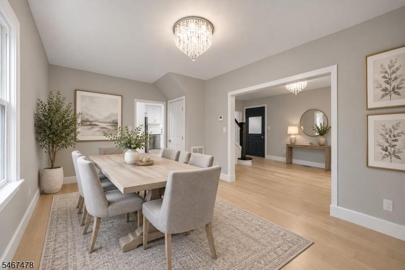 Dining Room Virtually Staged
