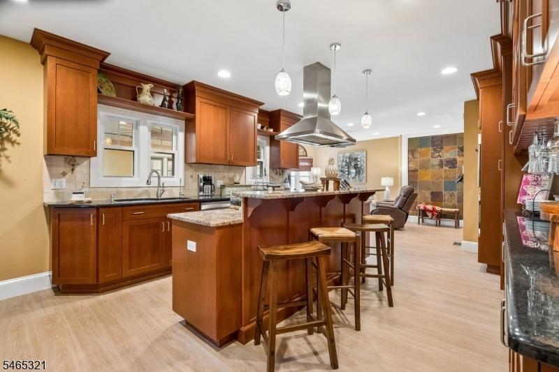 Breakfast Bar