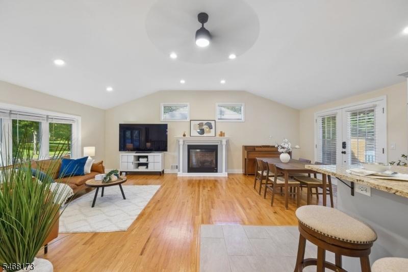 Living Room / Dining Room