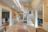 Large and Bright 2-Story Entry