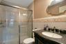 Full Bath in Guest Suite