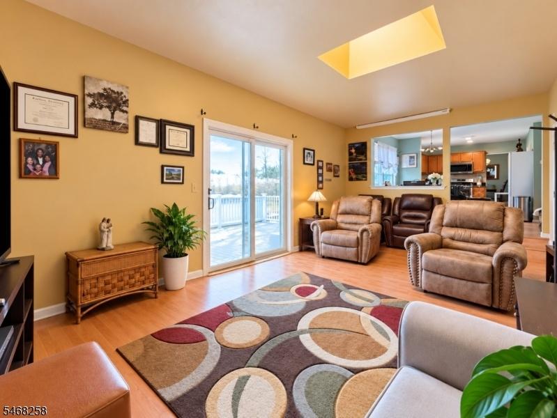 Living room 2