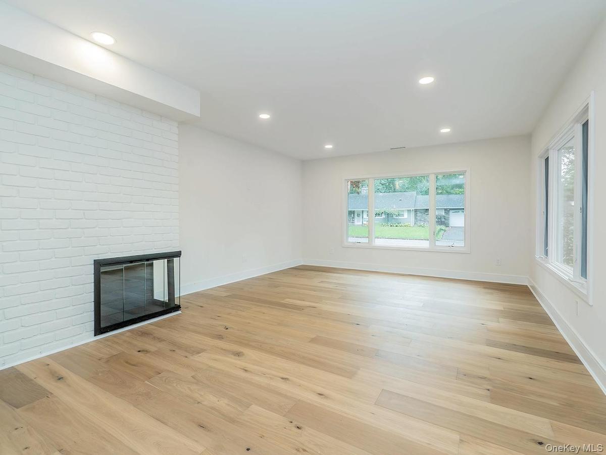 Decorative fireplace
