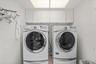 Washer/dryer in primary suite