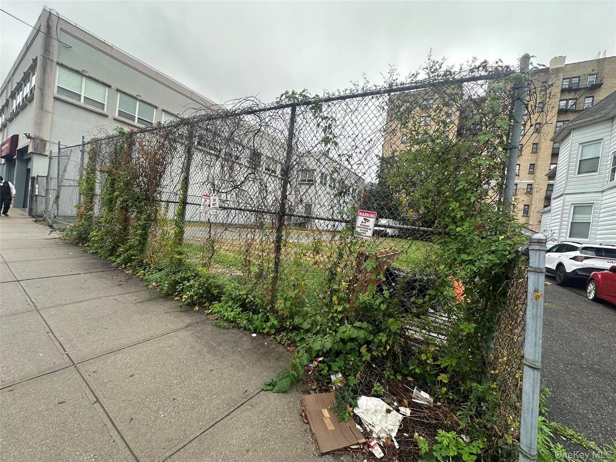 Totally fenced in lot