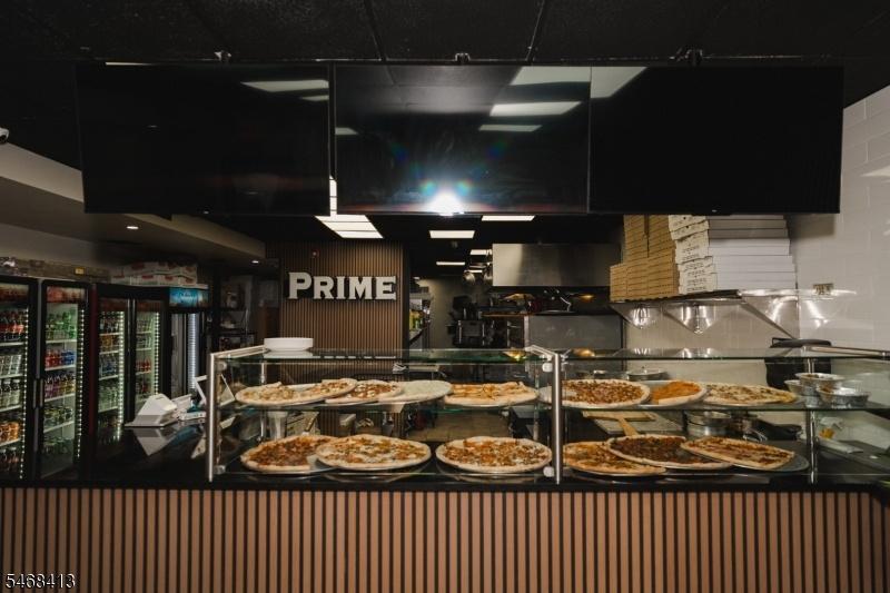 Pizzeria