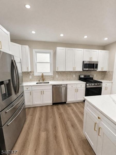 Modern Kitchen