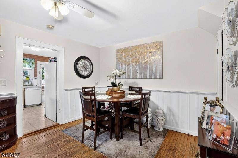 Dinning room unit 1
