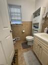 1st floor common bathroom