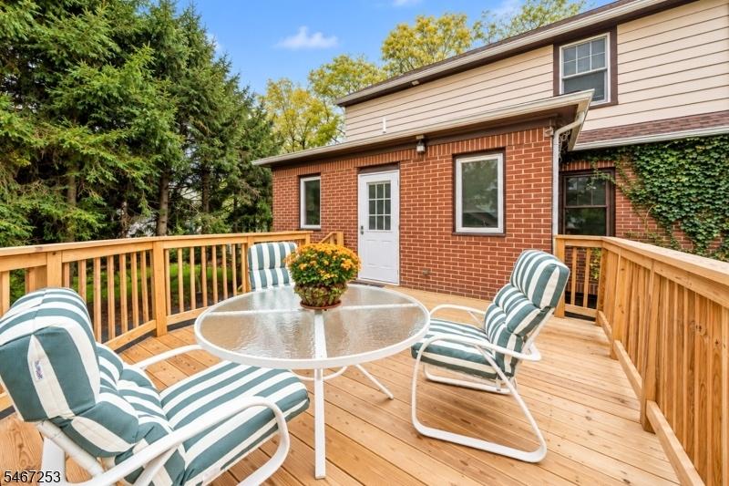 Deck 2