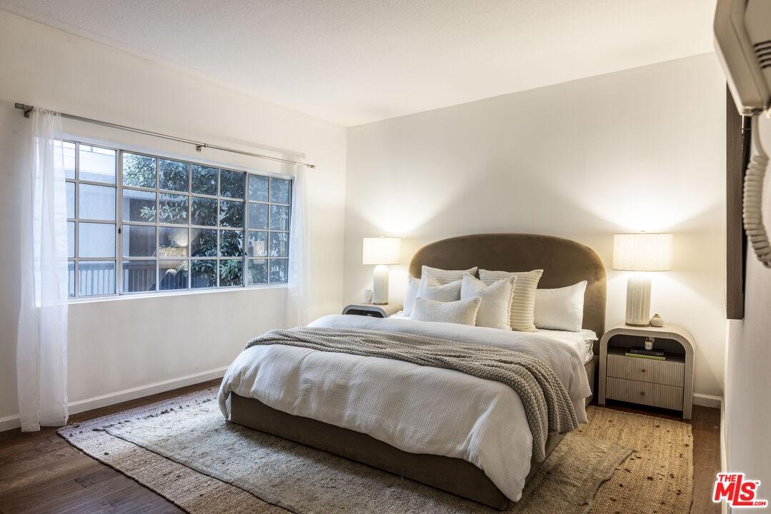 Guest bedroom