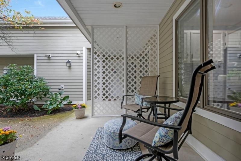FRONT PORCH PATIO