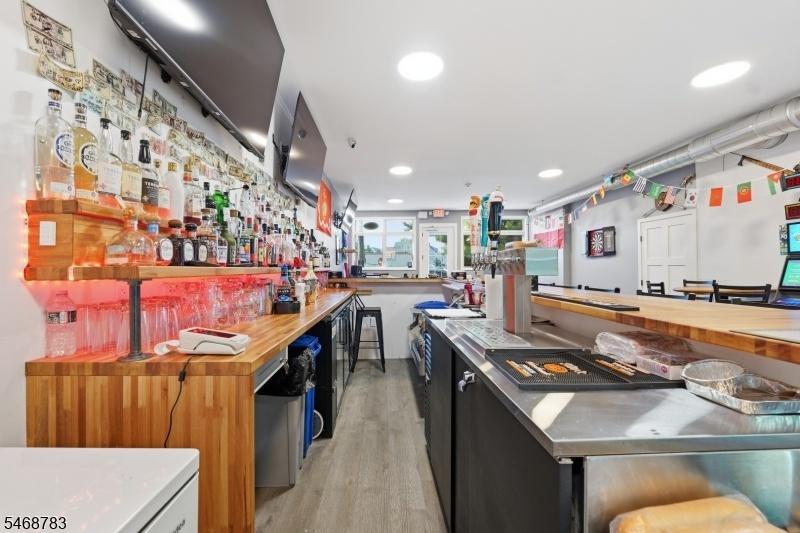 bar