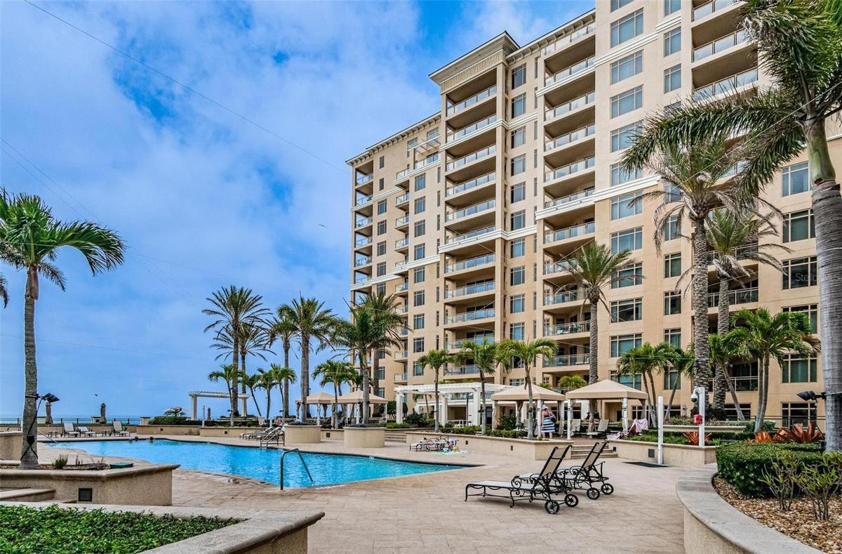 Resort-style living in the heart of Clearwater Beach