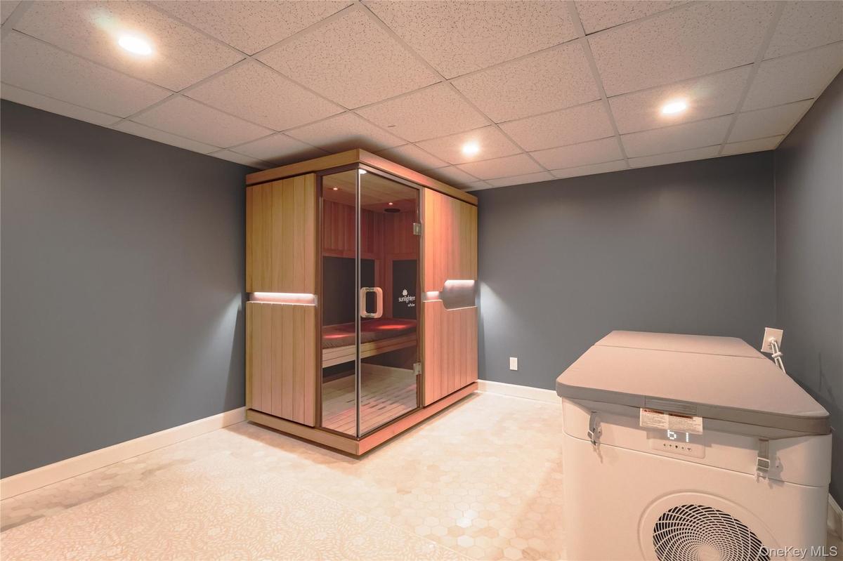 Ice Bath PlungeHeated Marbel Flooring
