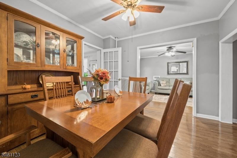 Dining Room - Floor 1
