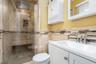 Primary En-suite bath