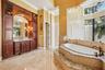 En Suite Primary Bath