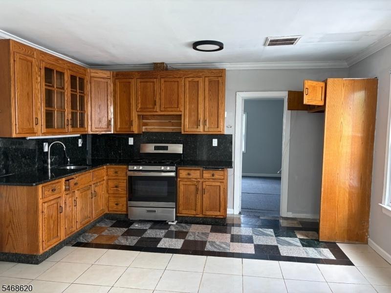 2nd fl kitchen