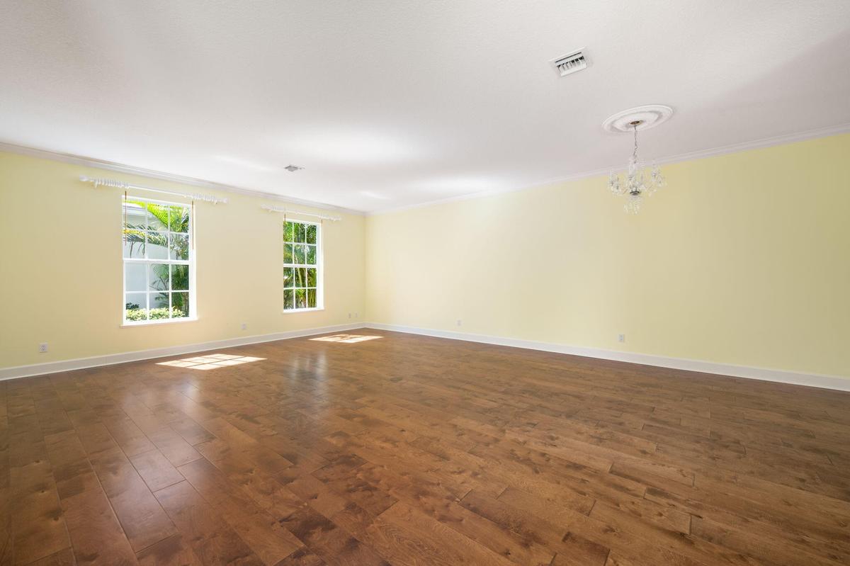 spacious open room awaits