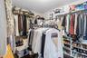 Walk-In-Closet