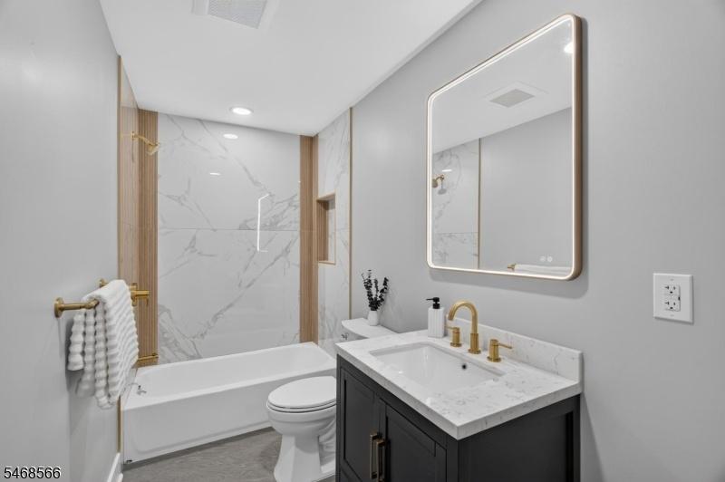Unit 1&2 Bath