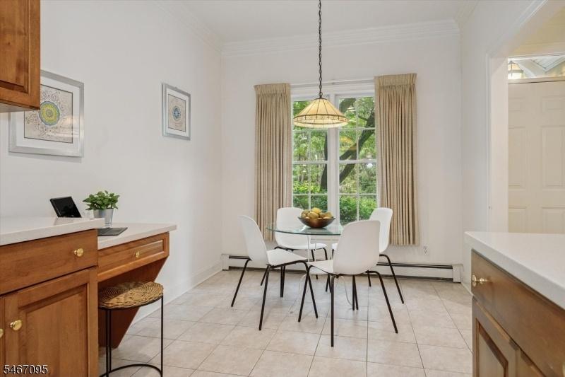 Quaint breakfast area