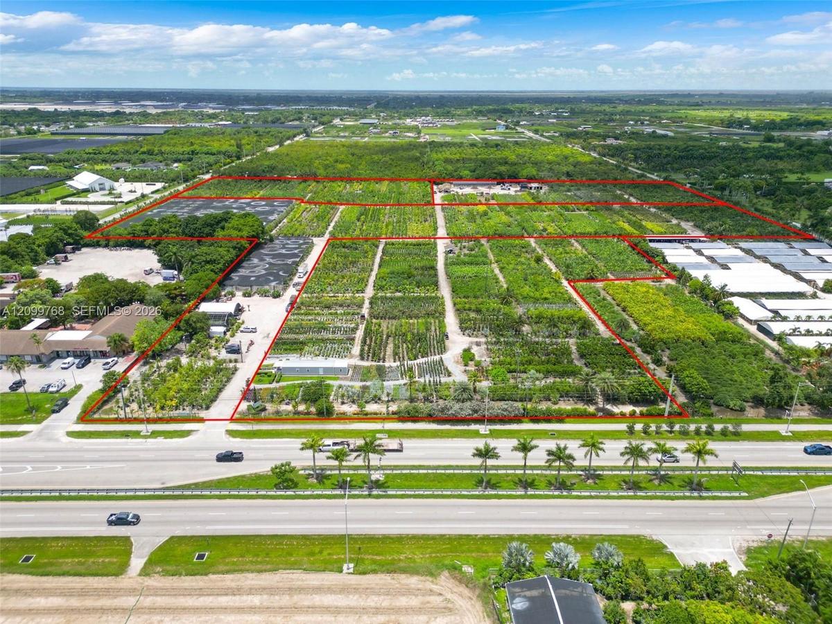 17,61 ACRES OF A 27 ACRE PARCEL ON KROME AVE AKA SW 177 AVE BEING BROKEN OFF AND SOLD . THIS IS A MAIN HIGHWAY BACK 2 REDLINES 10 ACRES REMOVED. TURN 