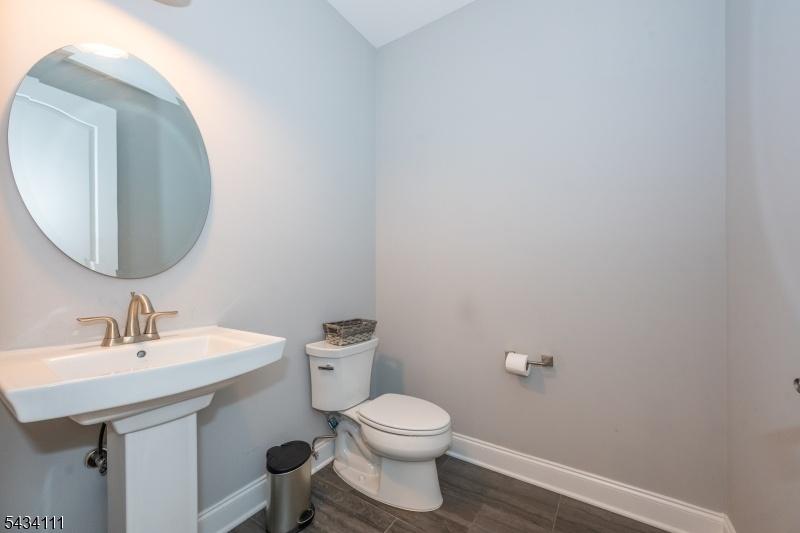 Powder room
