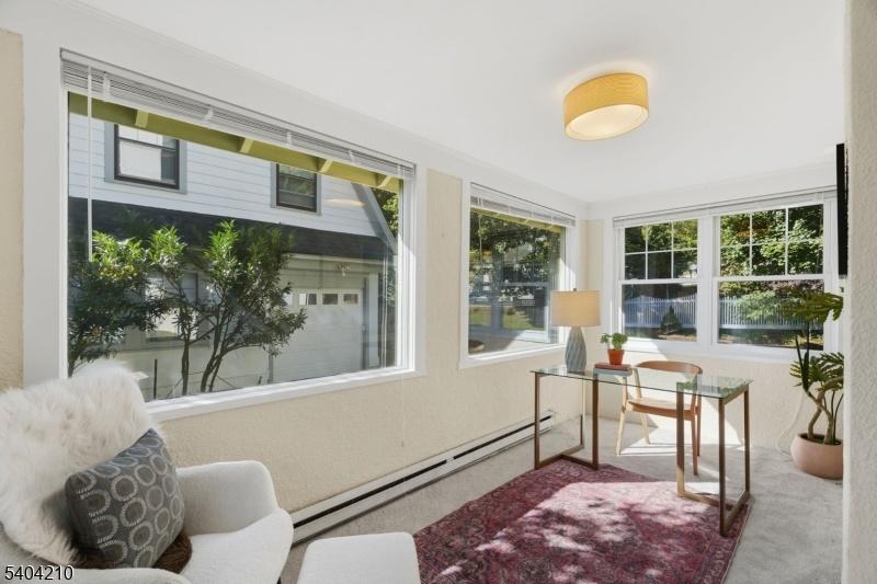 Sunroom/Den