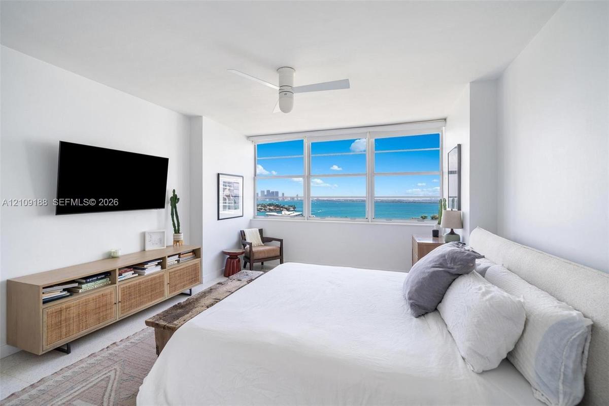 Large primary bedroom with 2 closets and ensuite