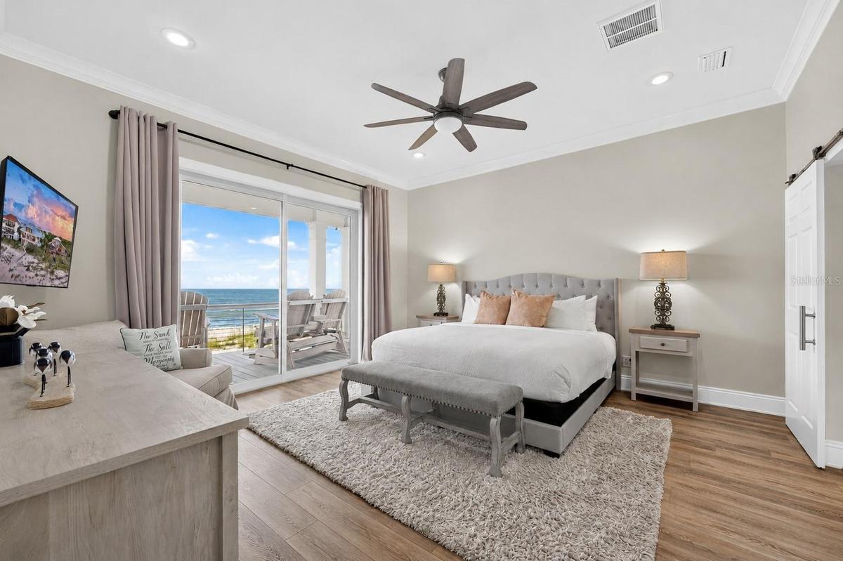 Suite with King Bed