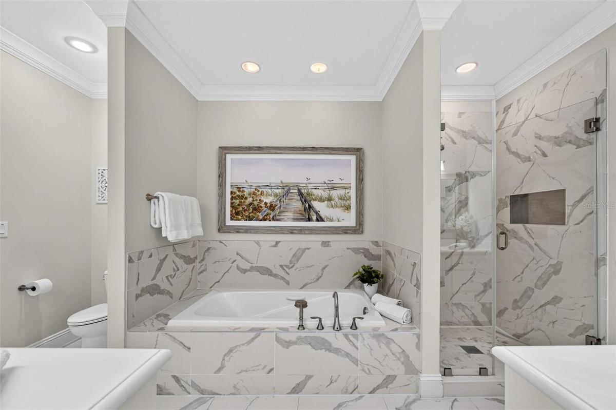 Primary Suite Bathroom