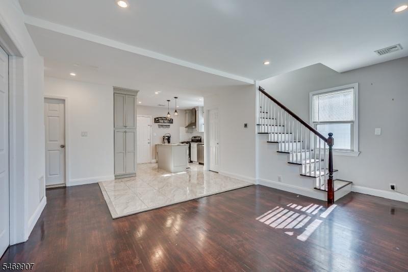 Living/Kitchen