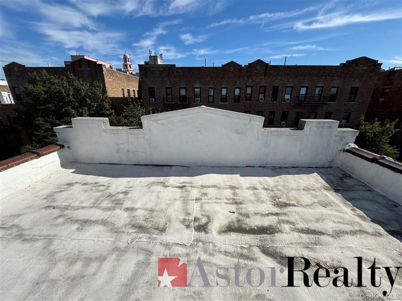 Roof Parapet