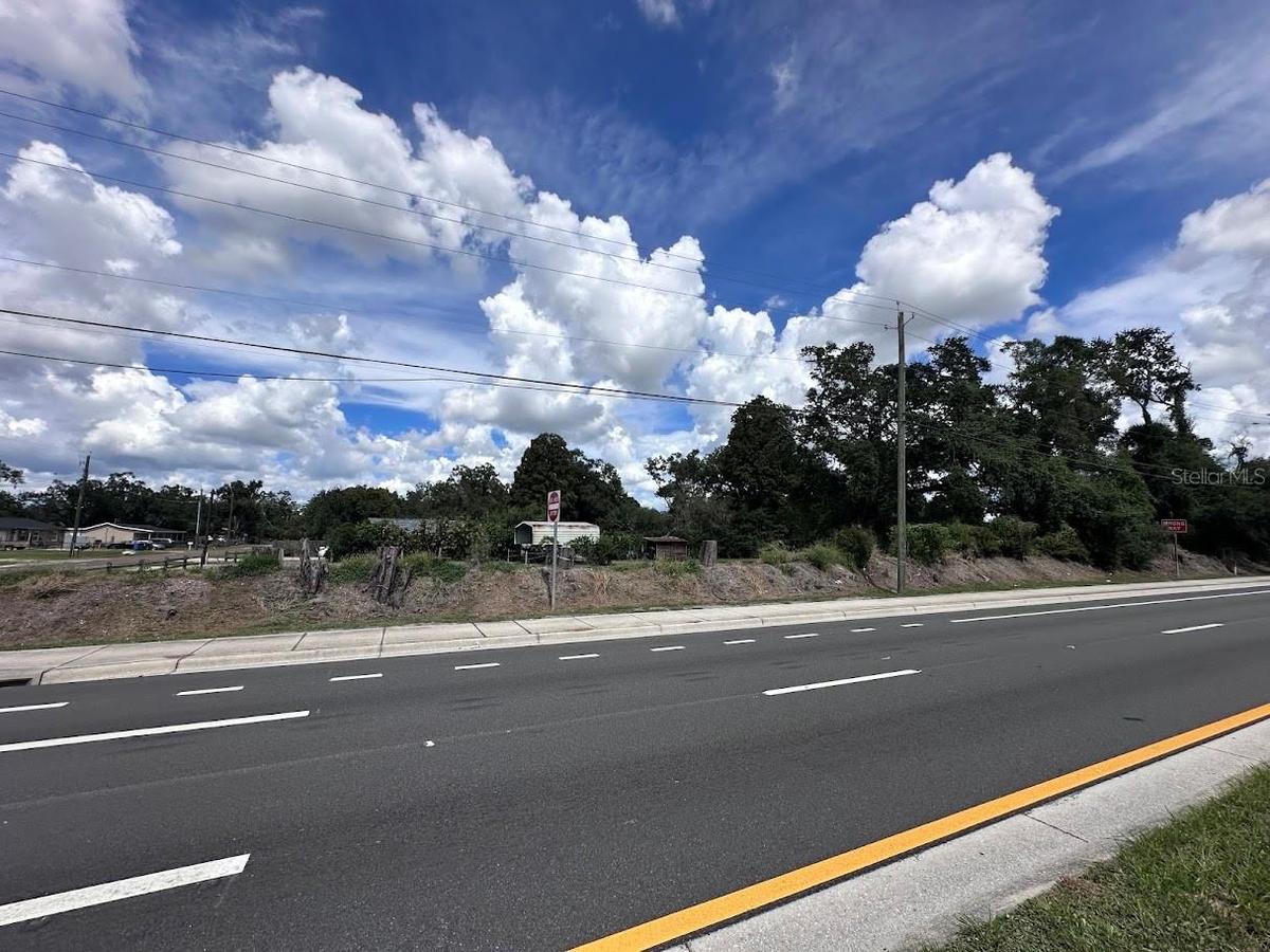 2.41 Acres - Causeway Blvd Frontage