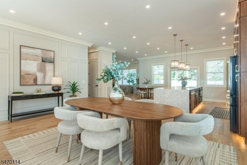 Formal Dining