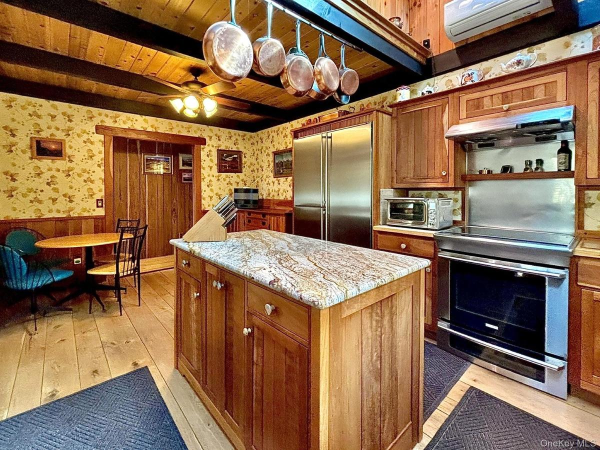 Spacious & warm
