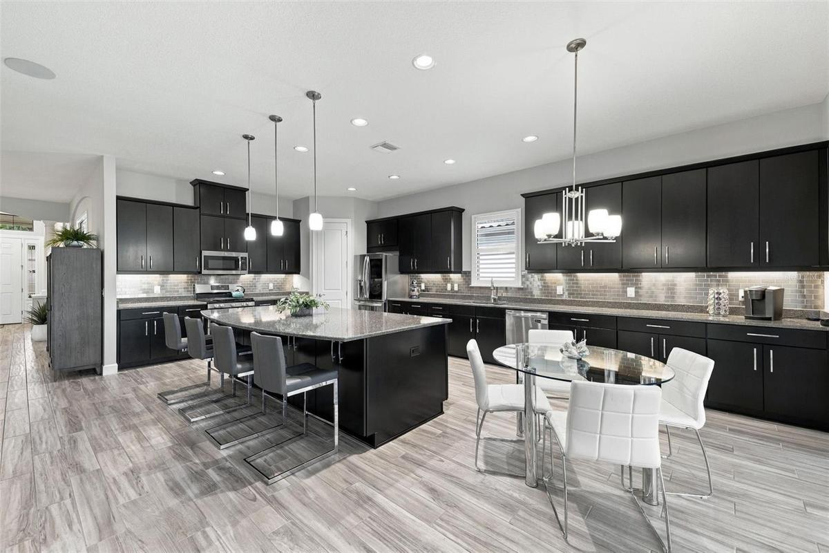 Kitchen and Dinette