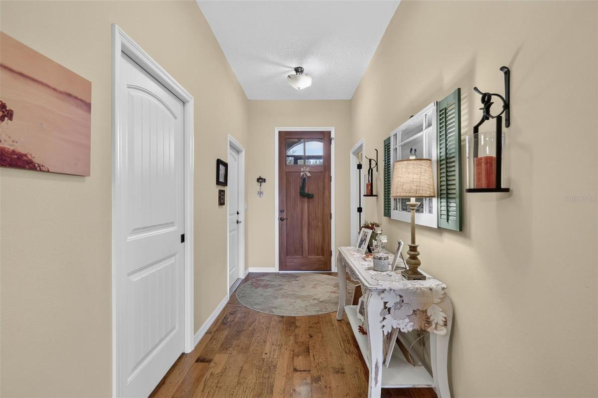 FOYER
