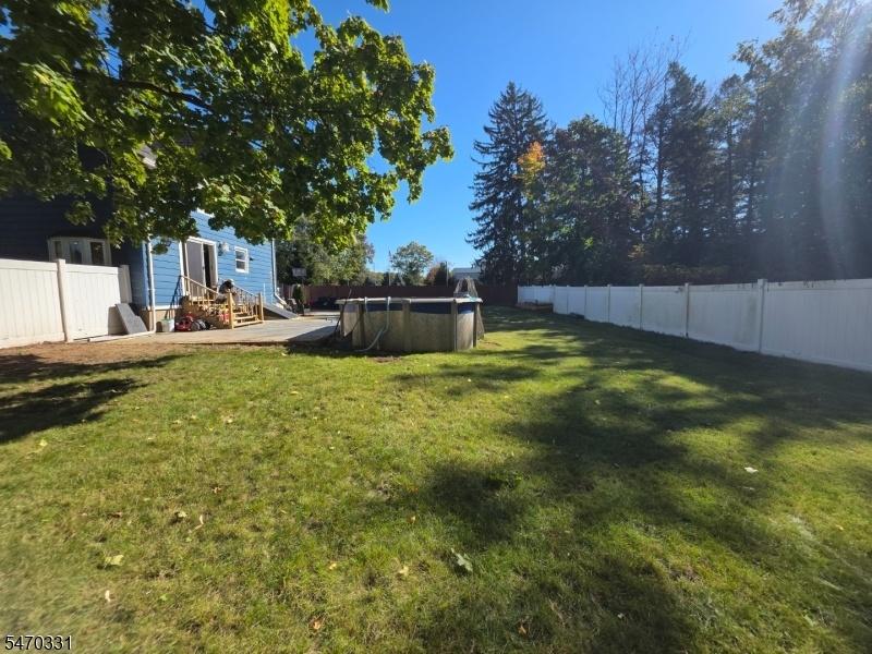 Exterior/ Backyard 3
