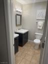 Main Bathroom 3