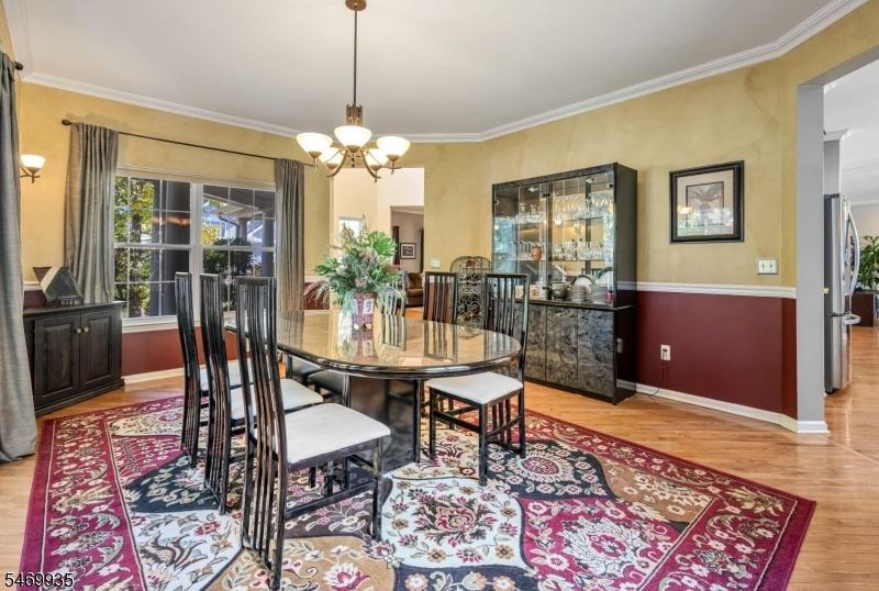 DINING ROOM VIEW
